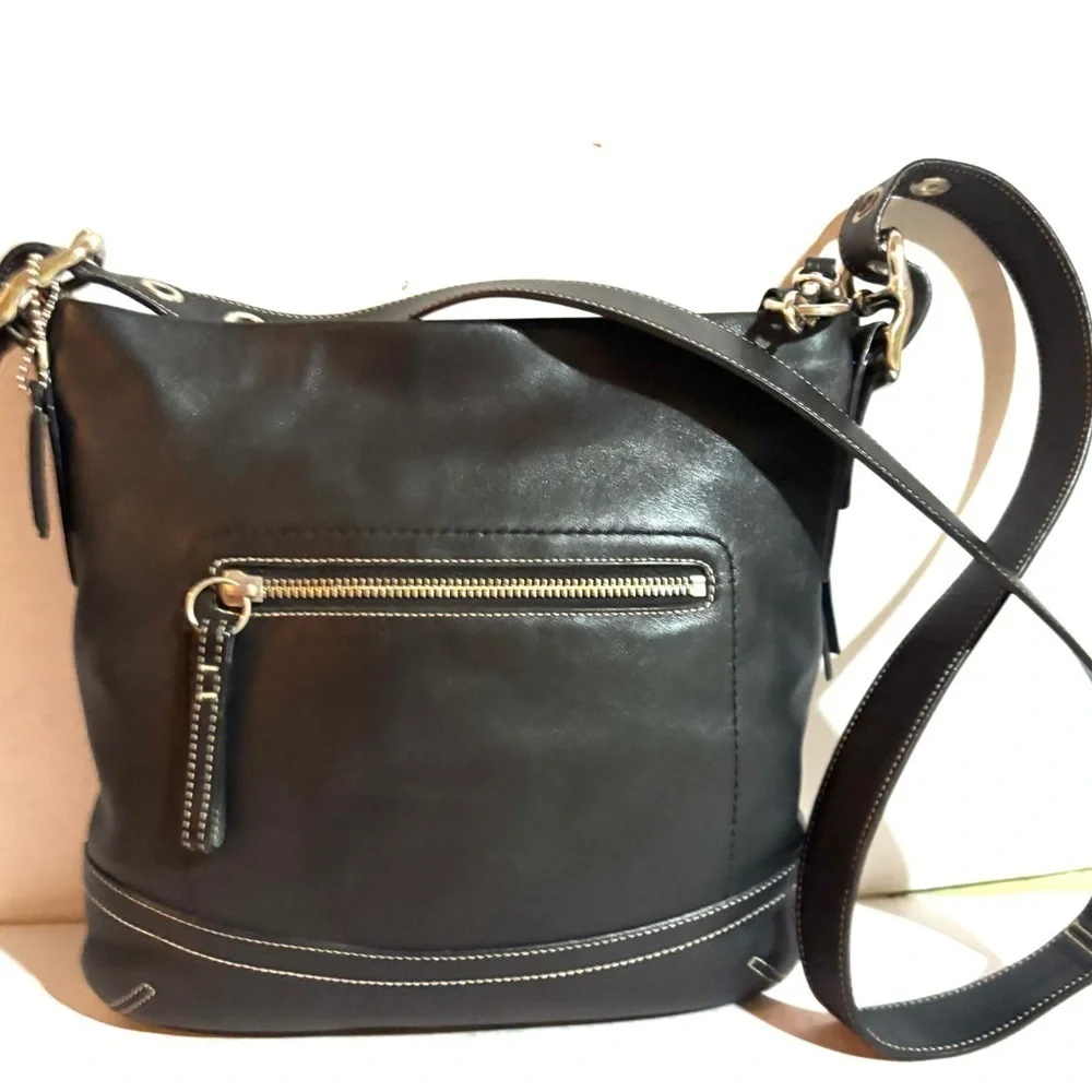 Coach vintage Black Leather crossbody Bag